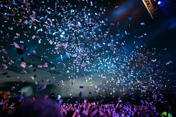 10 Conseils Incontournables pour Vivre une Expérience Mémorable au Célèbre Festival de Musique